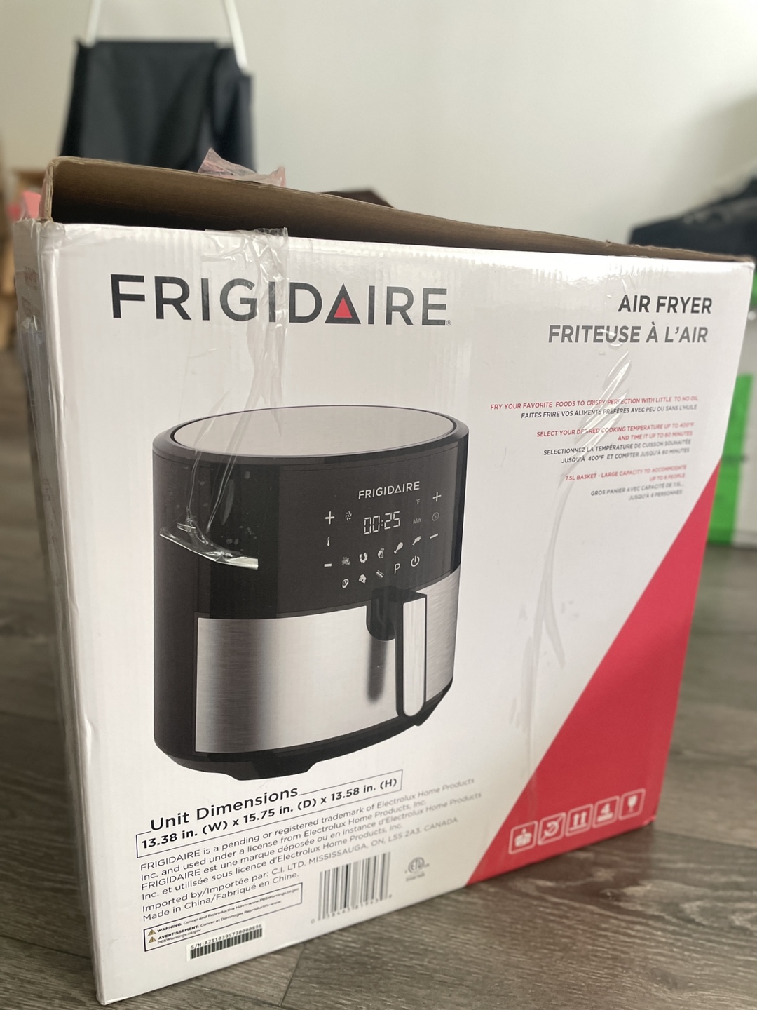 Frigidaire 8QT Digital Air Fryer - photo 5