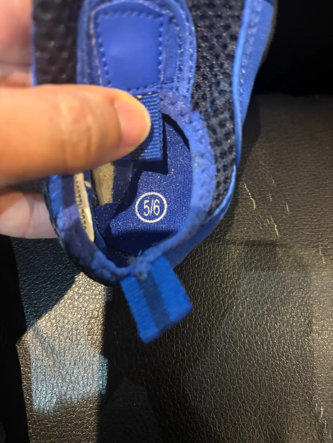 Kids' Size 5/6 Blue Water Shoes image indicator(2)