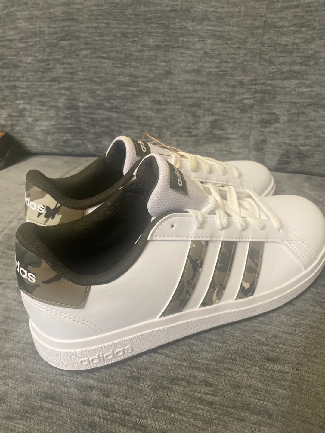 Adidas Grand Court Jr K Sneakers - Camo size 3.5 image indicator(5)