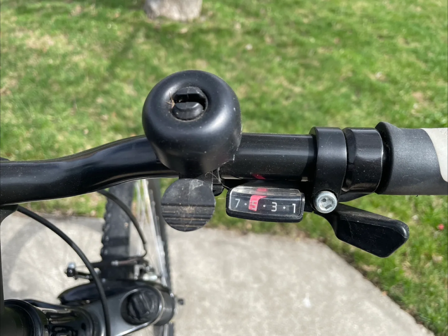 Specialized Myka Women's Hybrid Bike image indicator(5)