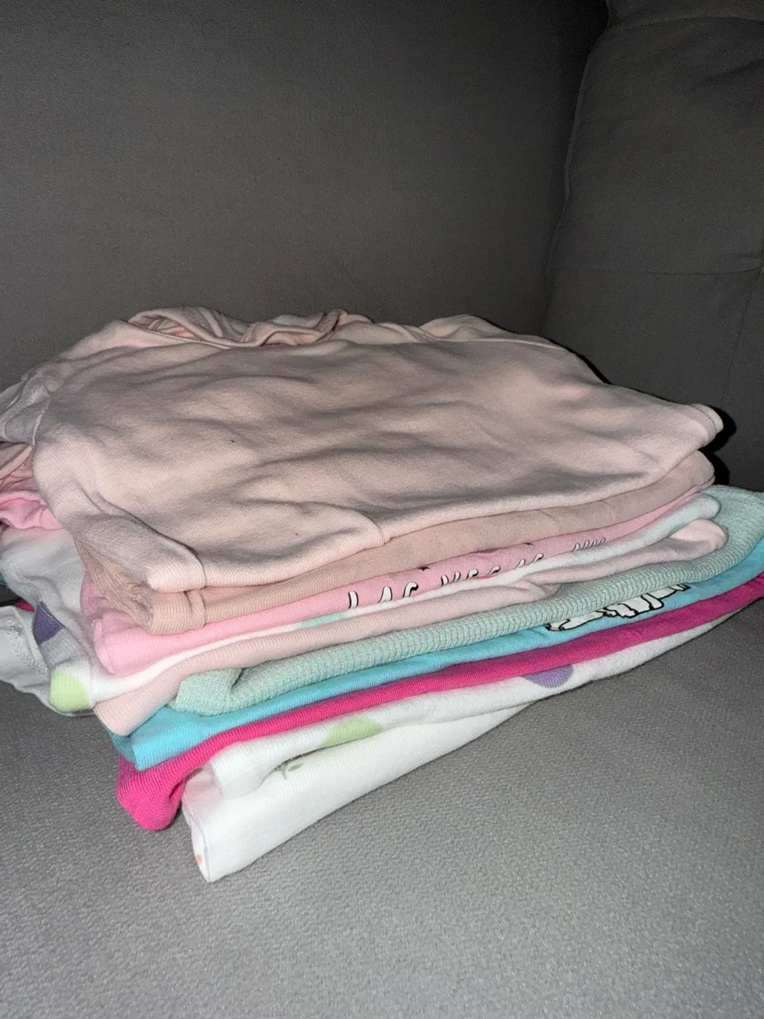 Bundle of Baby Girl Clothes thumbnail