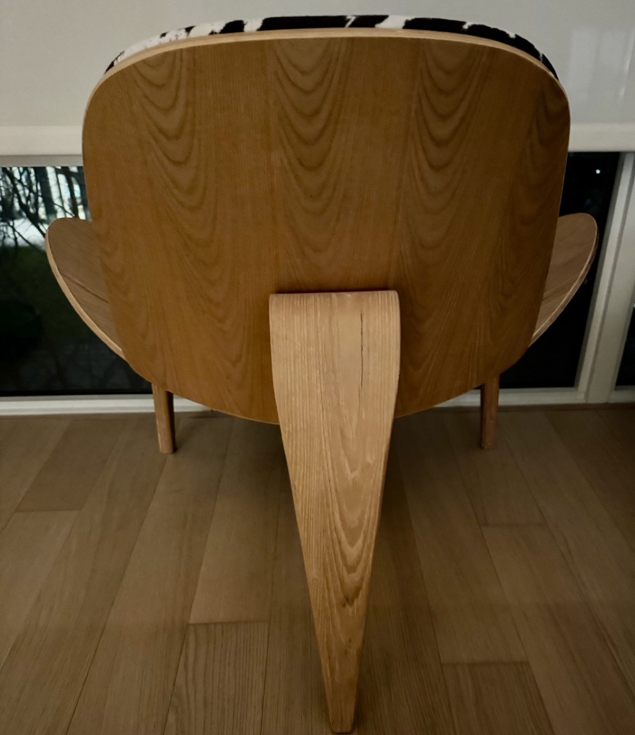 Mid-century Cowhide Accent Chair - photo 3