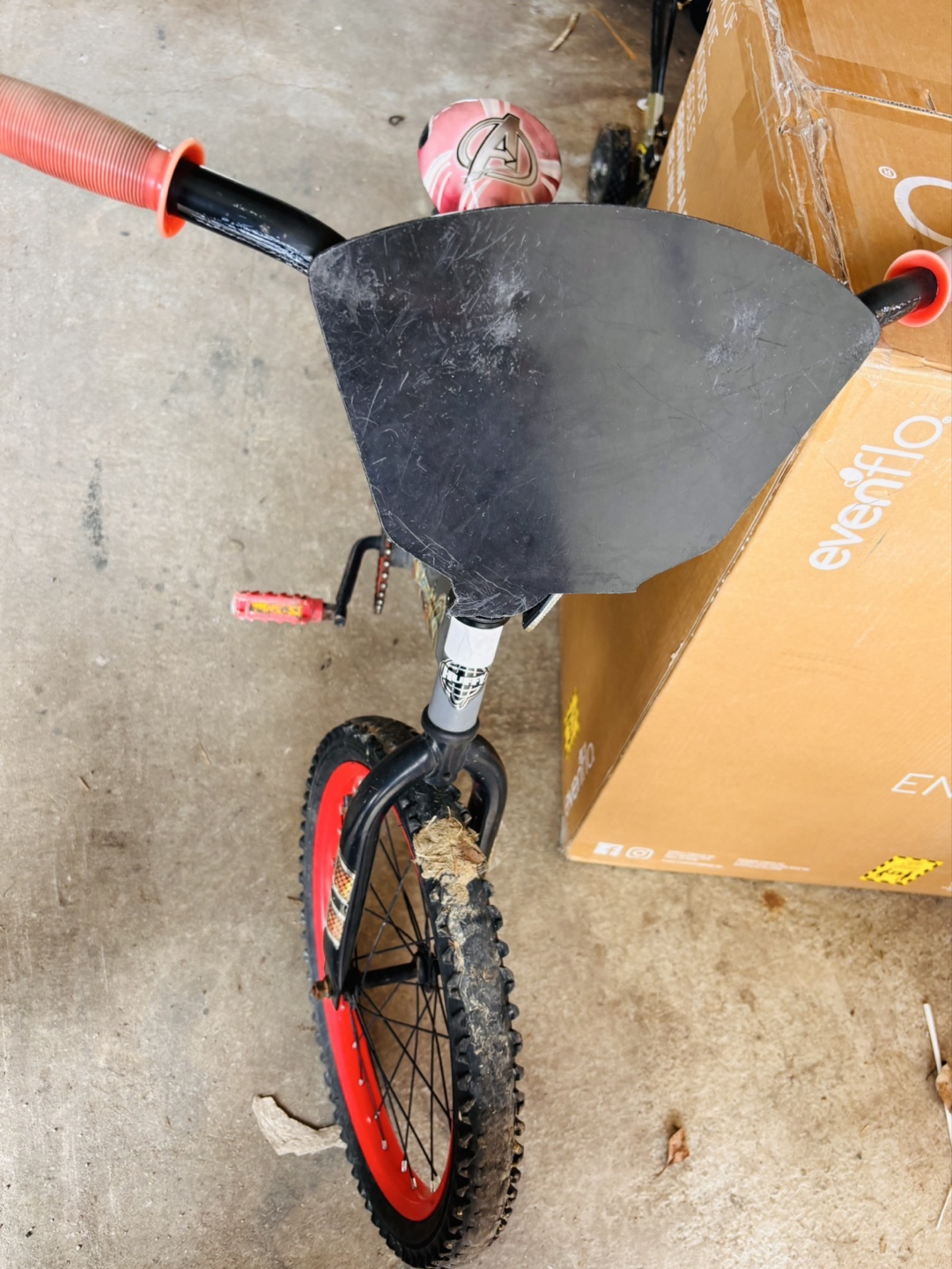 Kids' Avengers Bike & Scooter - photo 2
