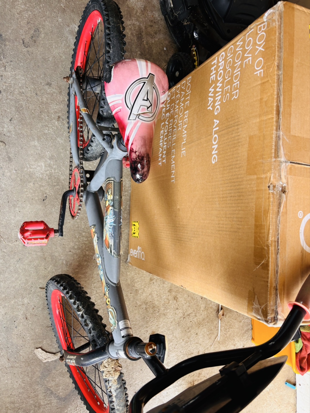 Kids' Avengers Bike & Scooter