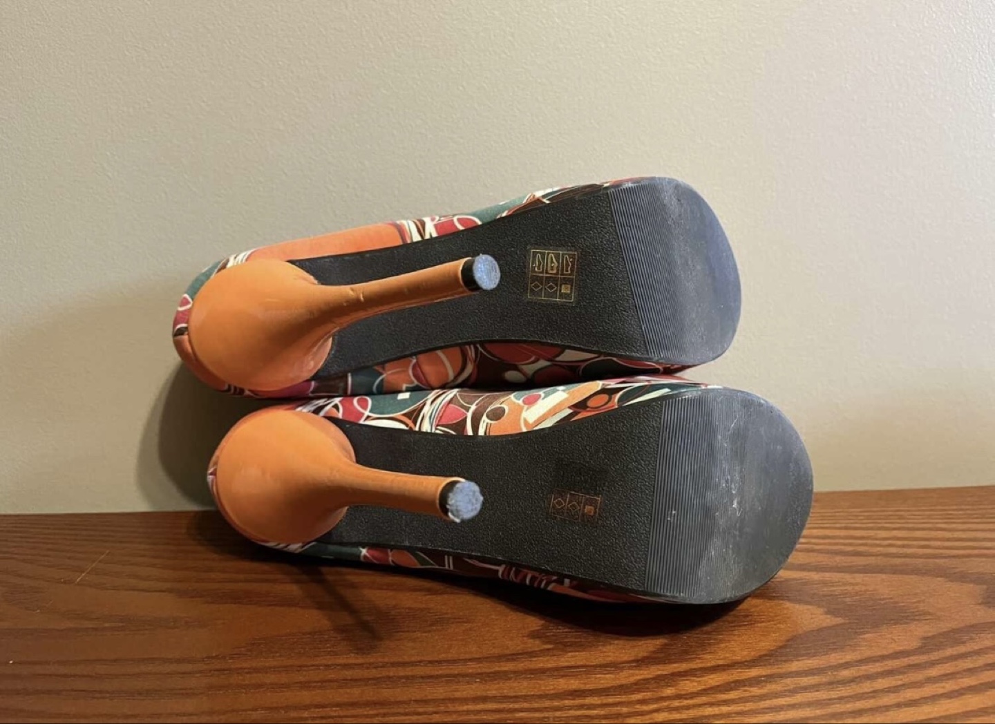 LADIES HIGH HEELS (Size 7 & 7M) - photo 4