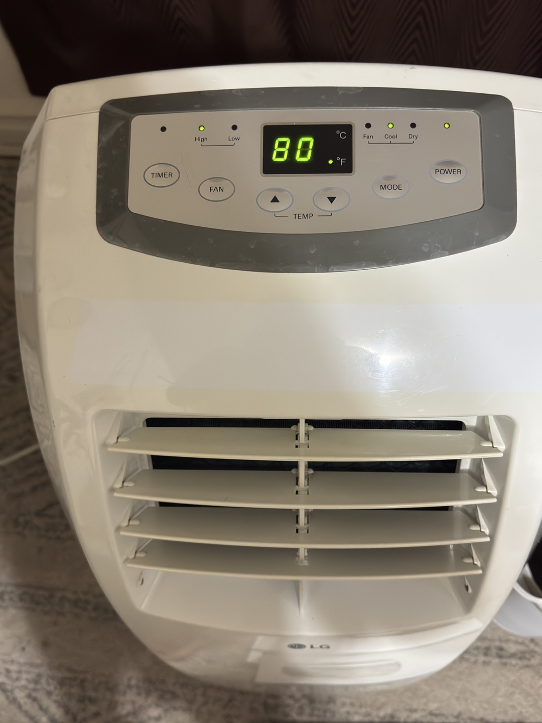 LG Portable Air Conditioner 1000BTU - photo 2