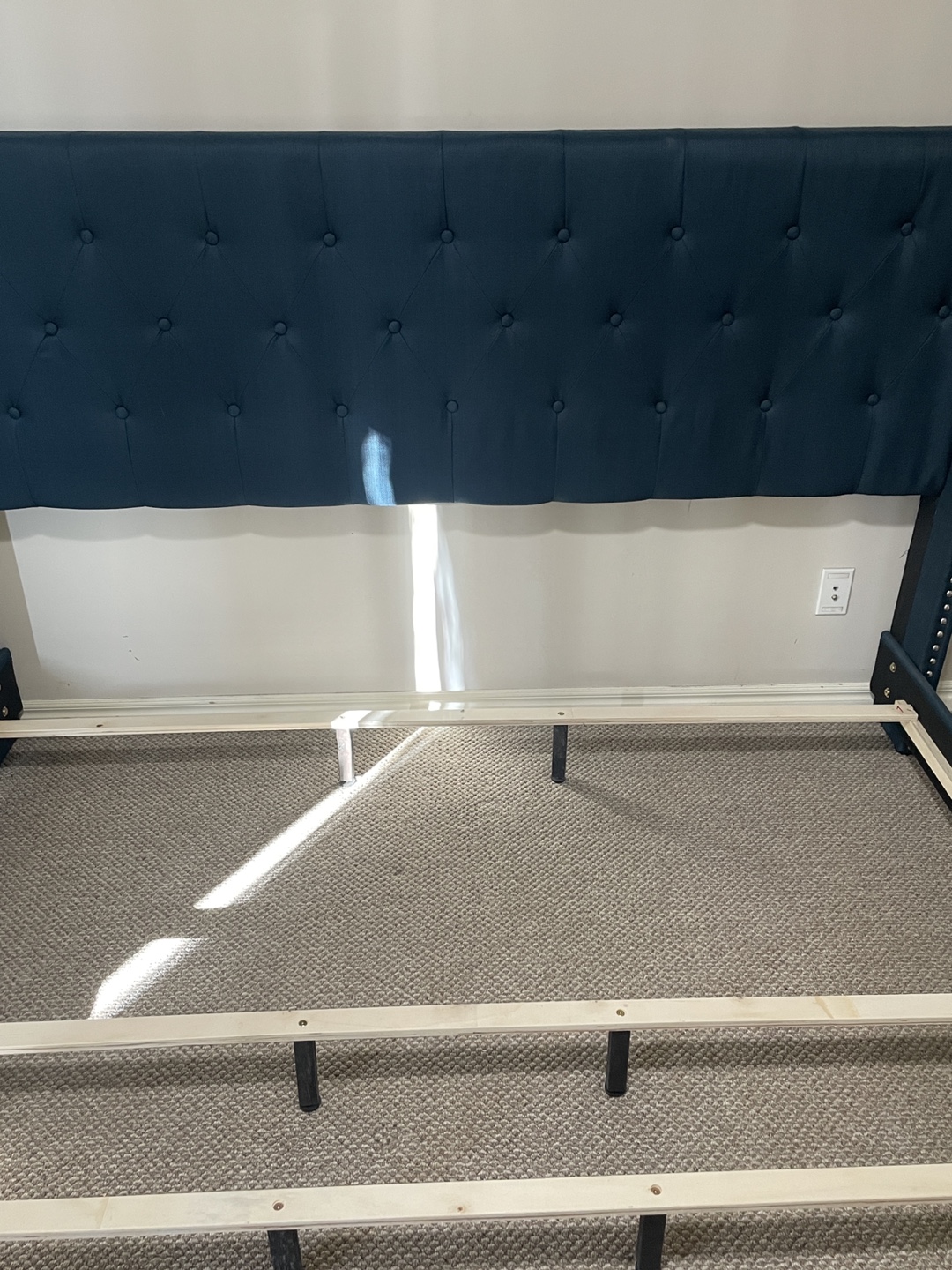 King Size Upholstered Bed Frame - photo 4
