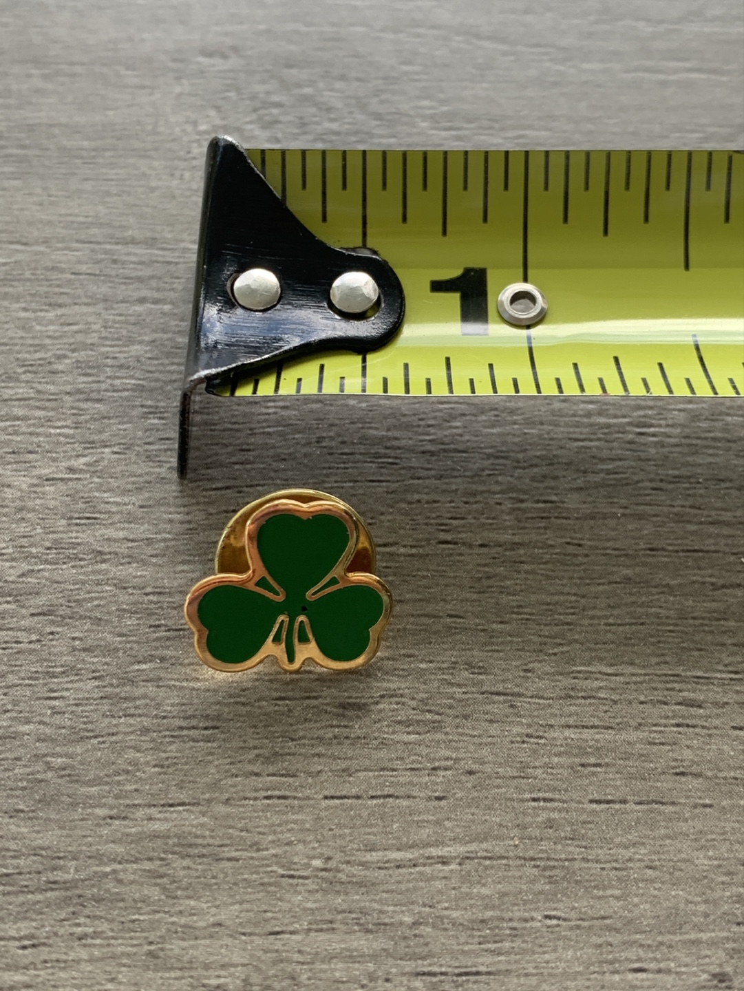 Shamrock ☘️ 3 leaf glover pin - photo 4