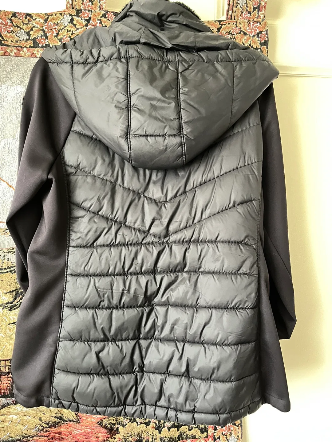 Calvin Klein Performance Black Puffer Jacket Size L/G image indicator(8)