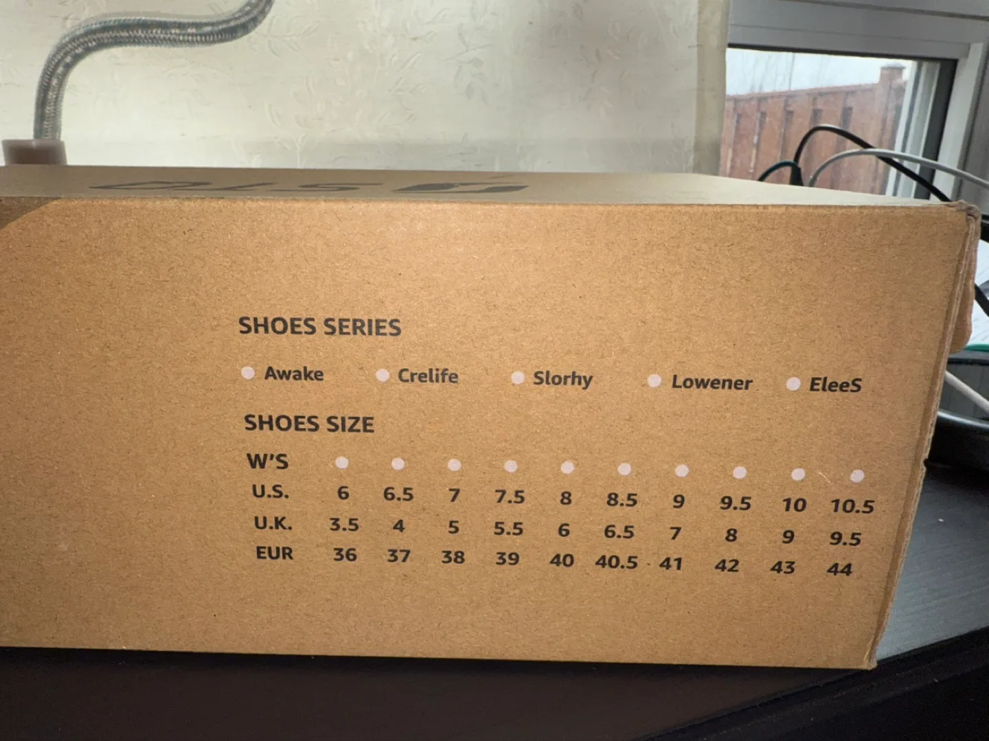 STQ Women's White Quilted Sneakers - Size 9.5 image indicator(5)