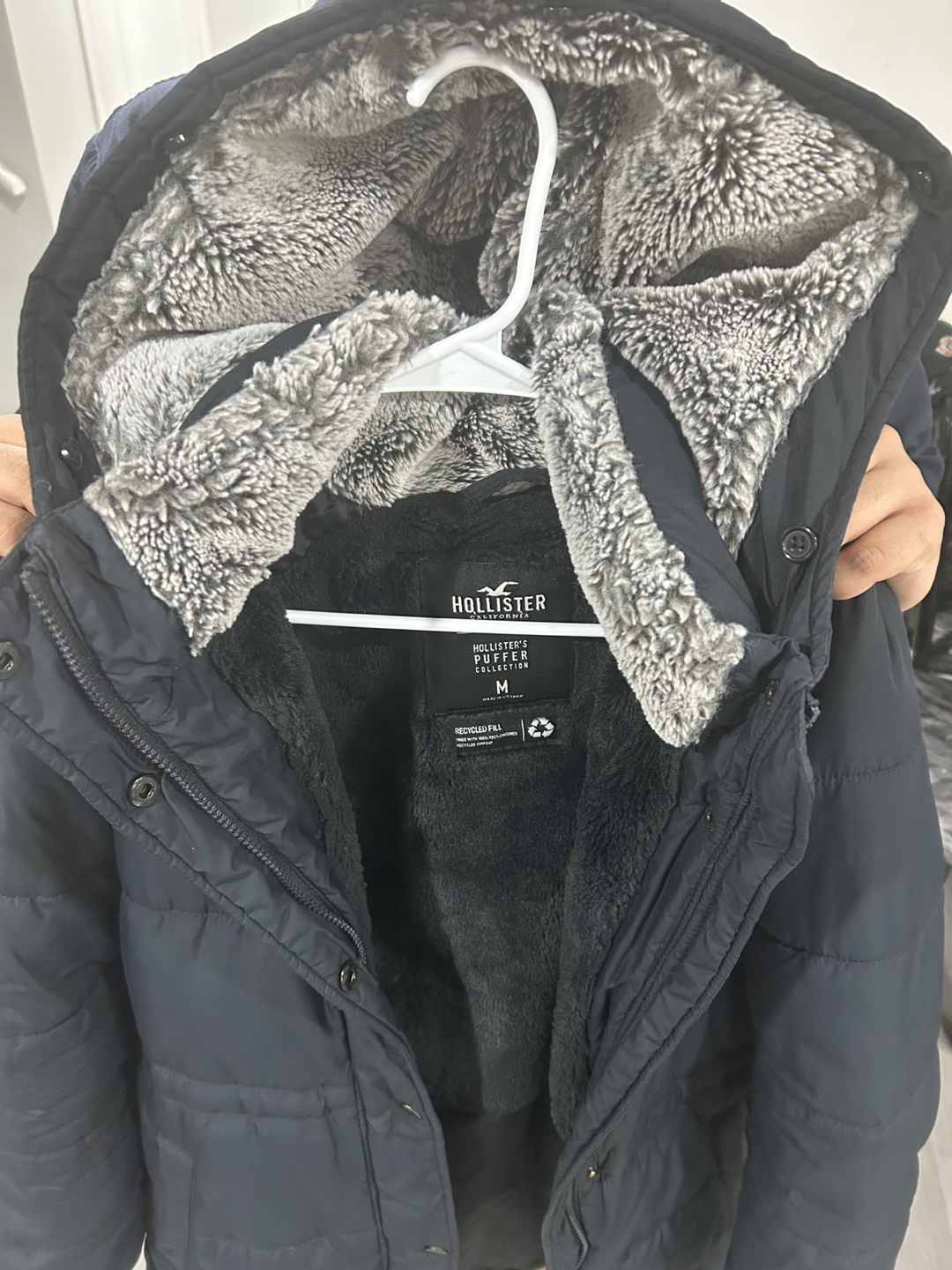 Hollister Long Winter Puffer Jacket - Size Medium - photo 4