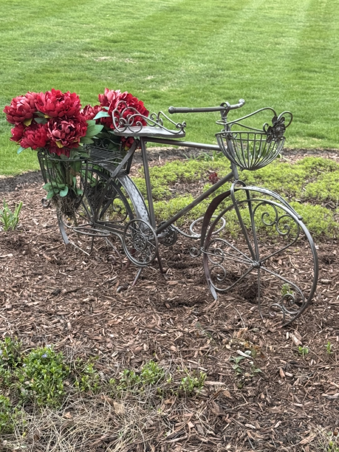 Metal Garden Decor Bicycle Planter