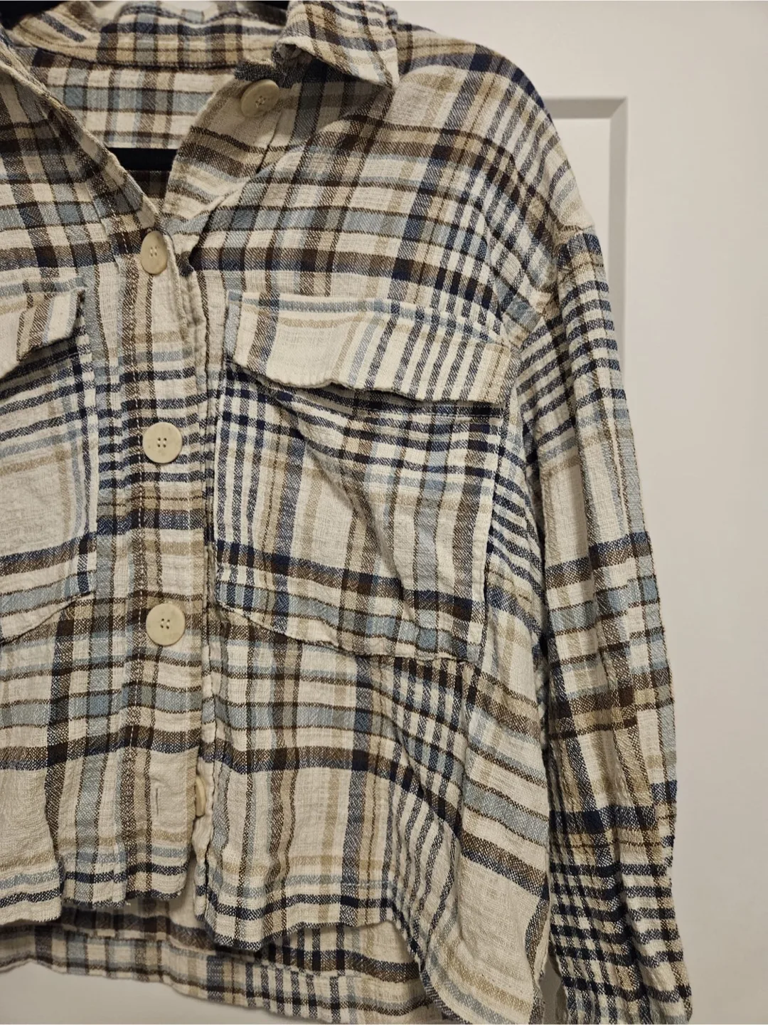 Cropped Plaid Button-Up Shirt image indicator(2)