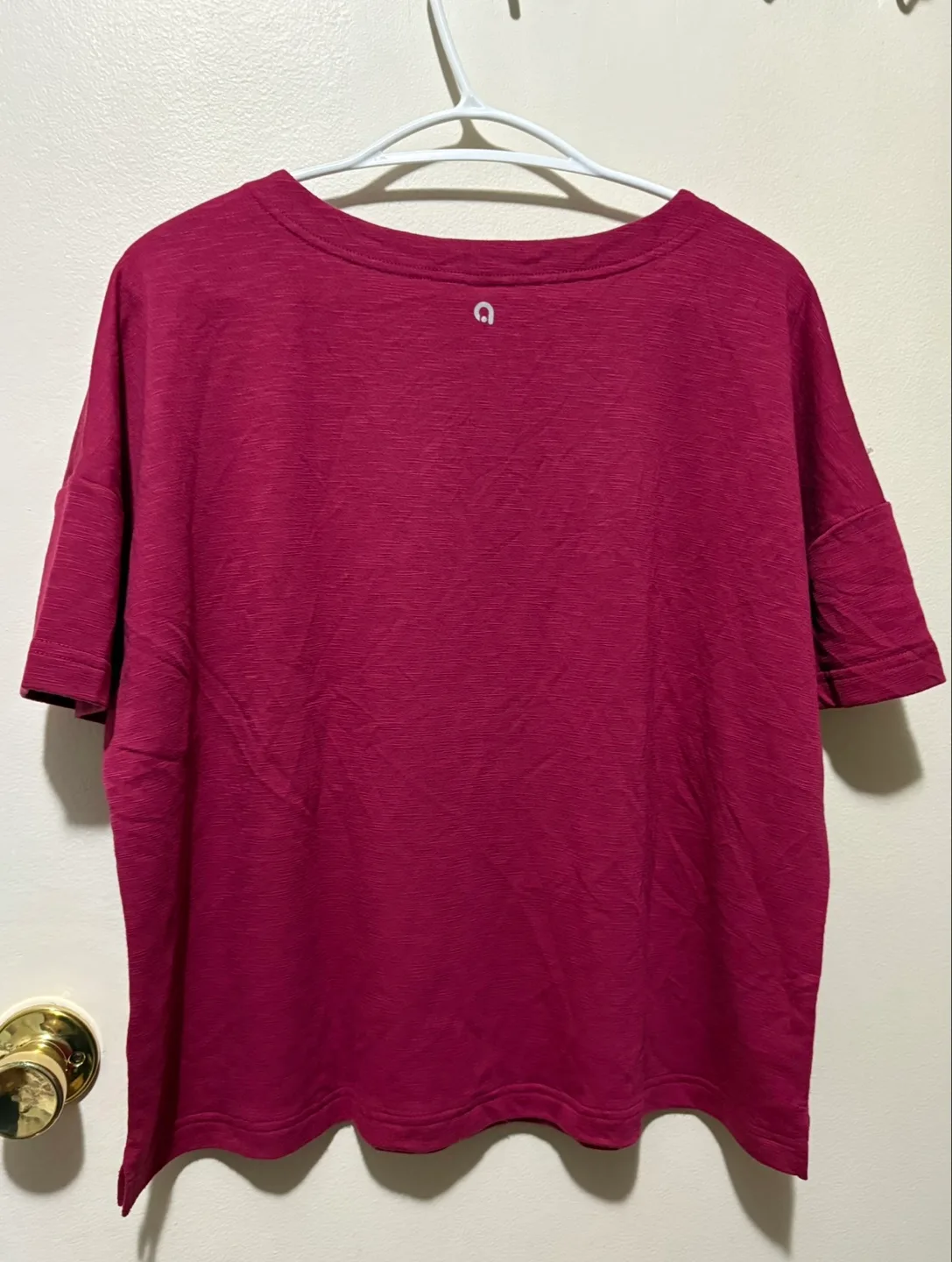 Hyba Women's Maroon Boxy T-Shirt -Size L/G image indicator(2)