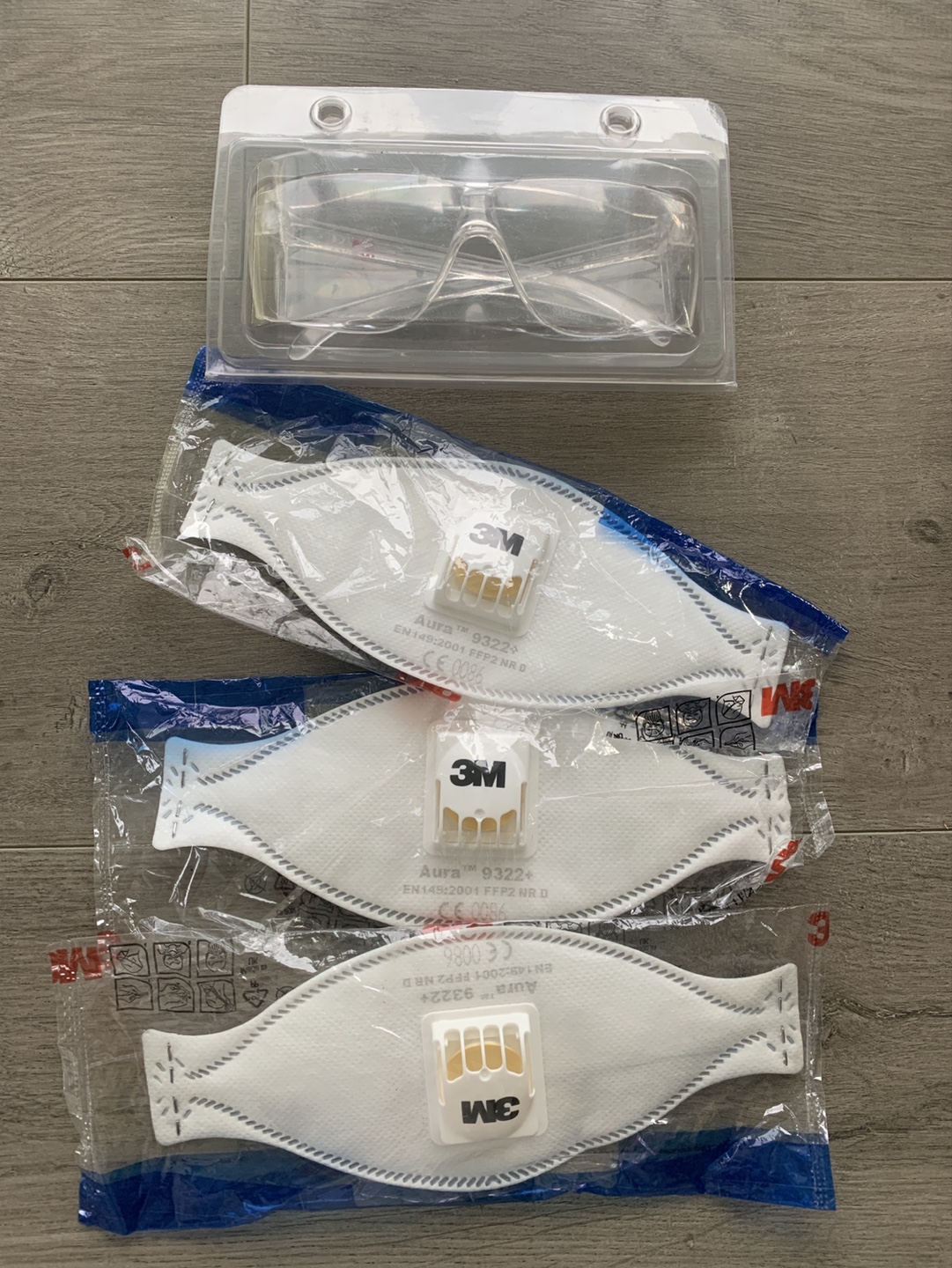 3M Aura 9322+ Respirators & Safety Glasses - Bundle