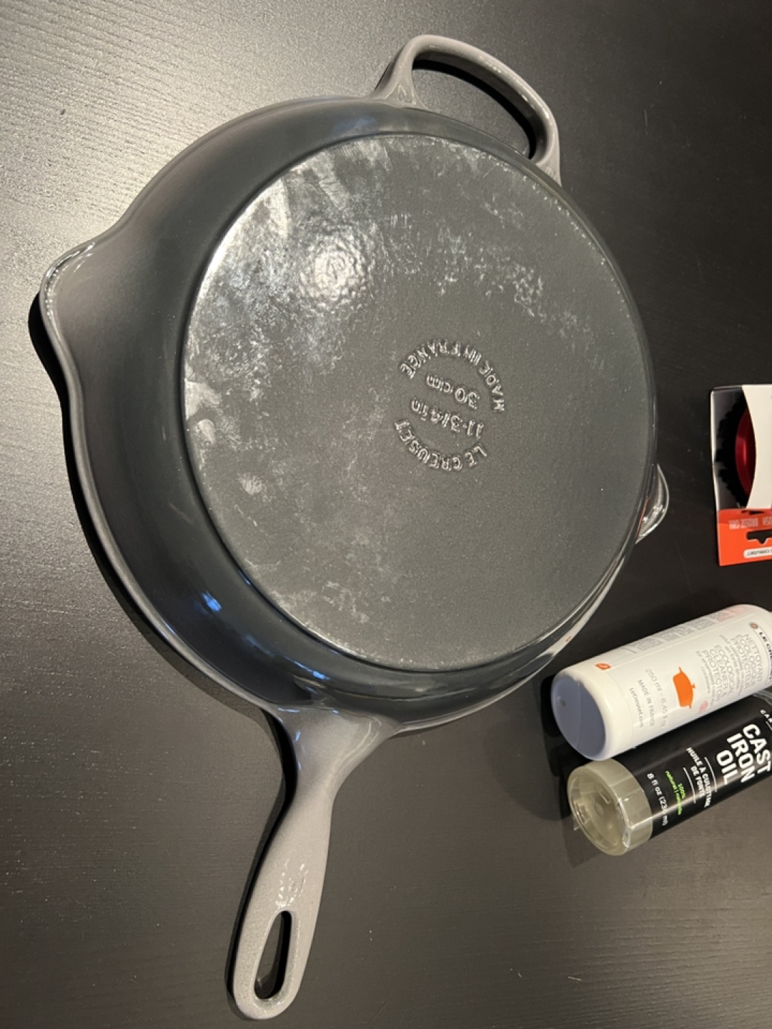 Le Creuset 30cm Cast Iron Skillet - Grey - photo 2