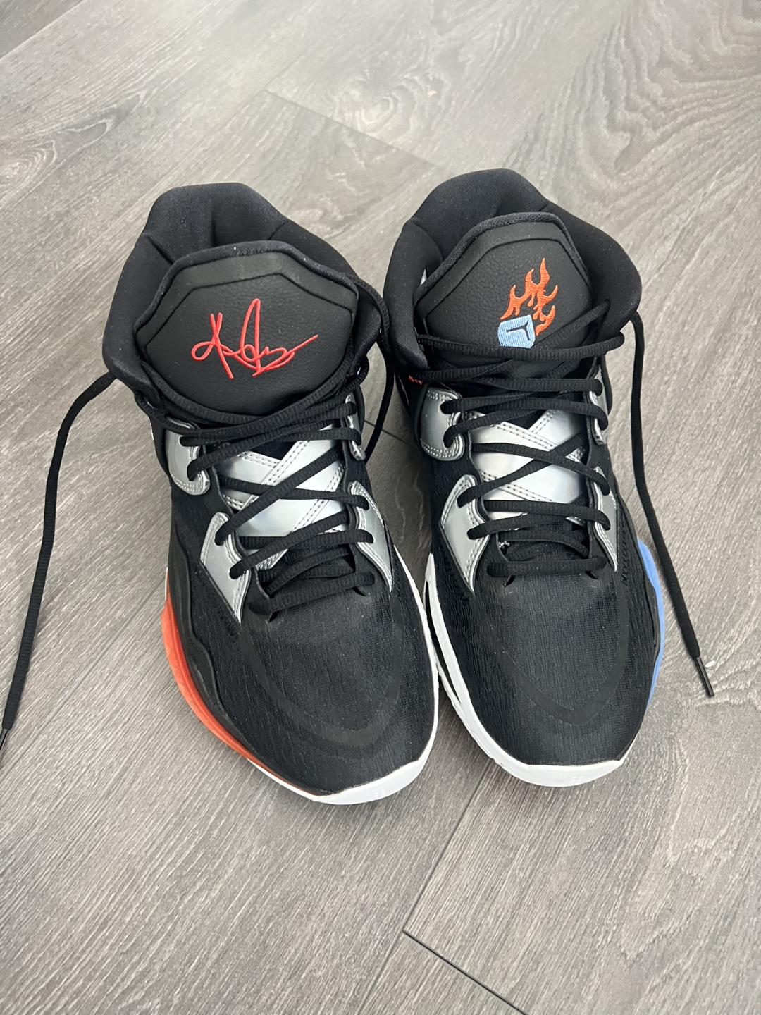 Nike Kyrie 8 EP Basketball Shoes - Size 10.5