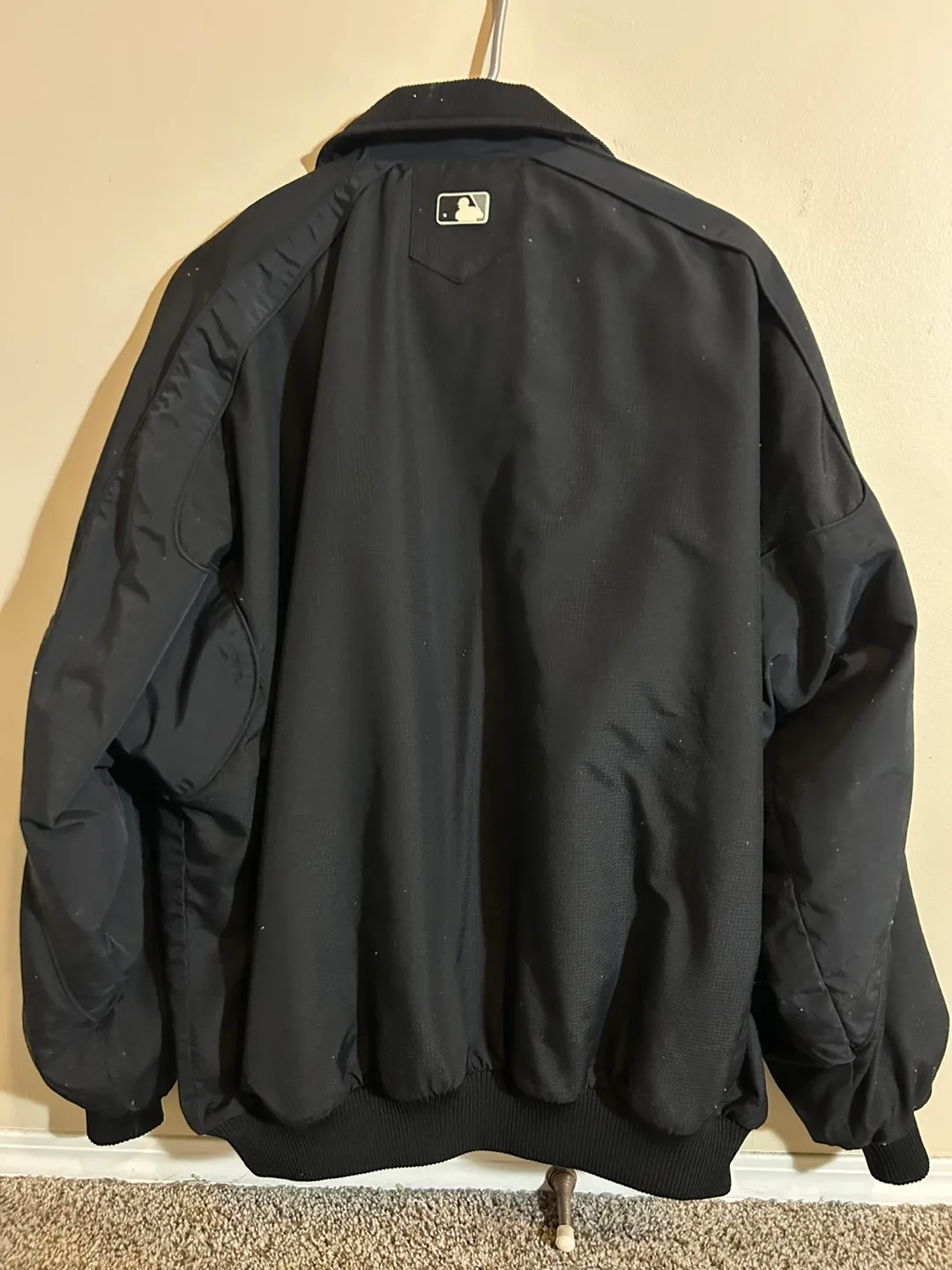 Vintage Majestic Chicago White Sox Jacket - Size XL image indicator(2)