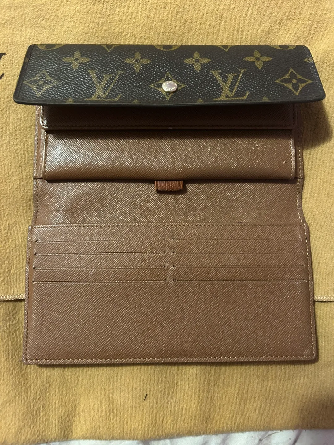 Authentic Louis Vuitton Monogram Canvas Wallet image indicator(2)