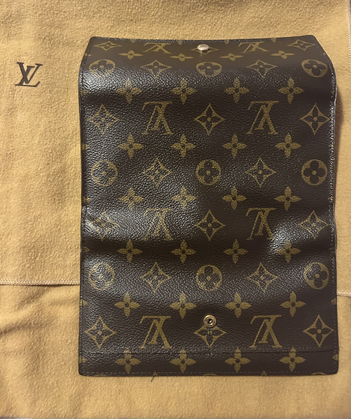 Authentic Louis Vuitton Monogram Canvas Wallet - photo 3