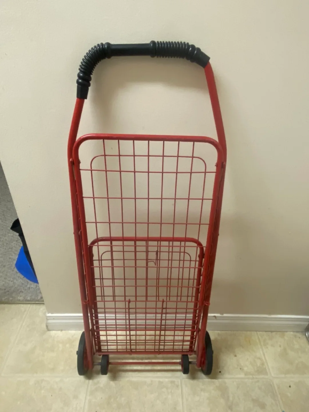 Red Metal Shopping Cart thumbnail