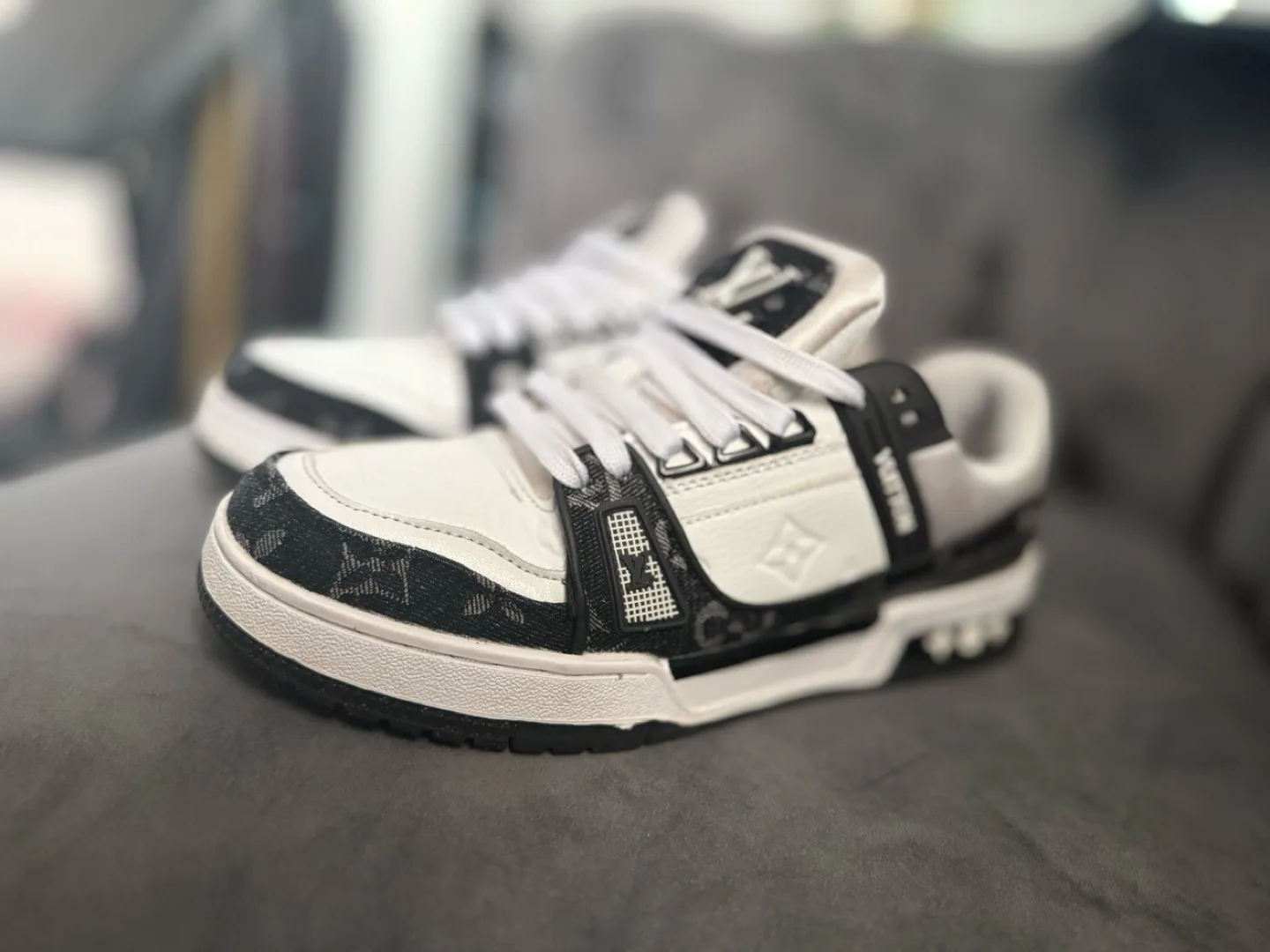 Louis Vuitton LV Trainer Sneakers image indicator(2)