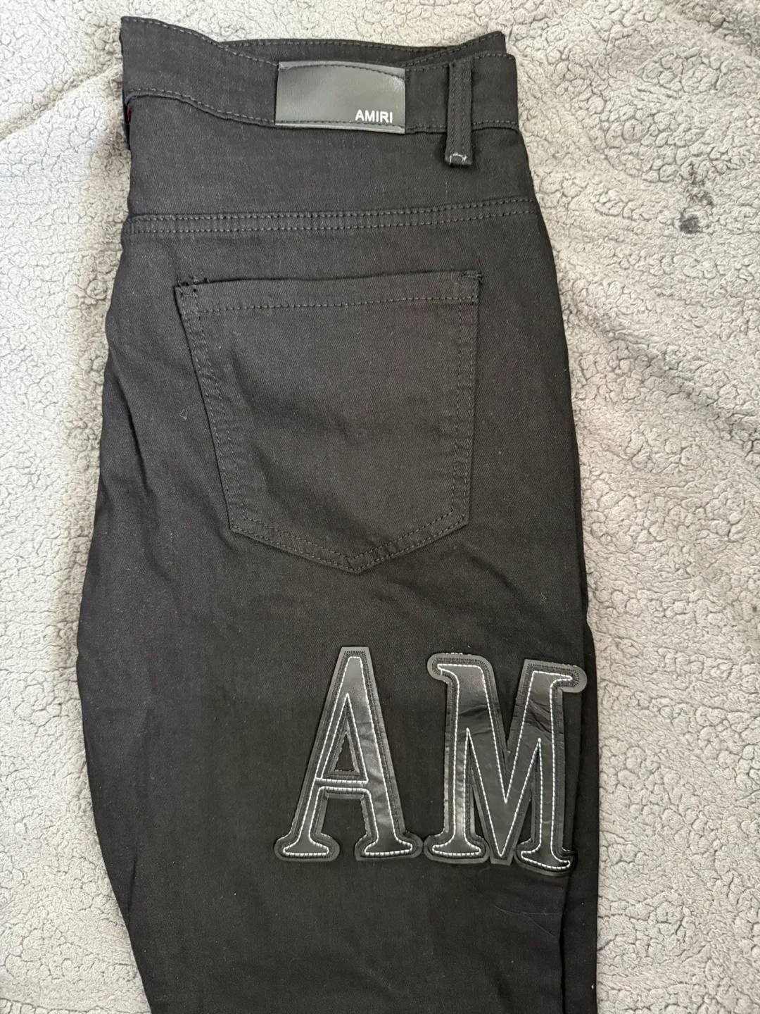 AMIRI Black Distressed Jeans image indicator(2)