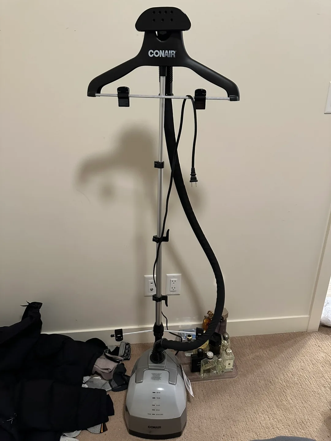 Conair Garment Steamer with Hanging Rack thumbnail