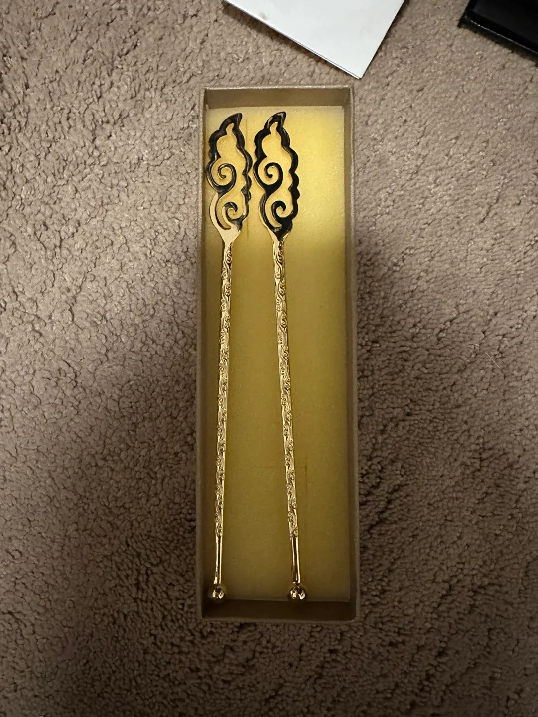 Pair of Gold-Tone Decorative hair ornament thumbnail