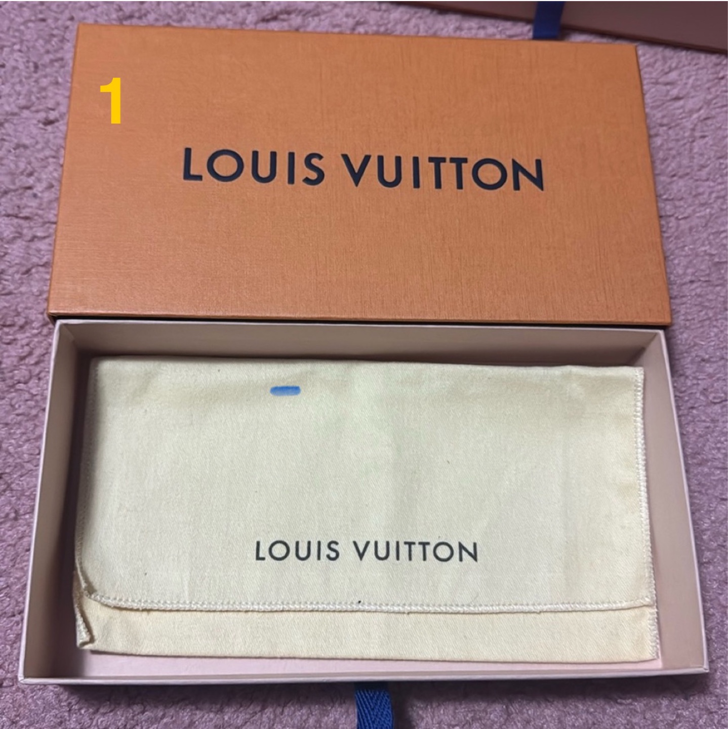 LV box + dust bag