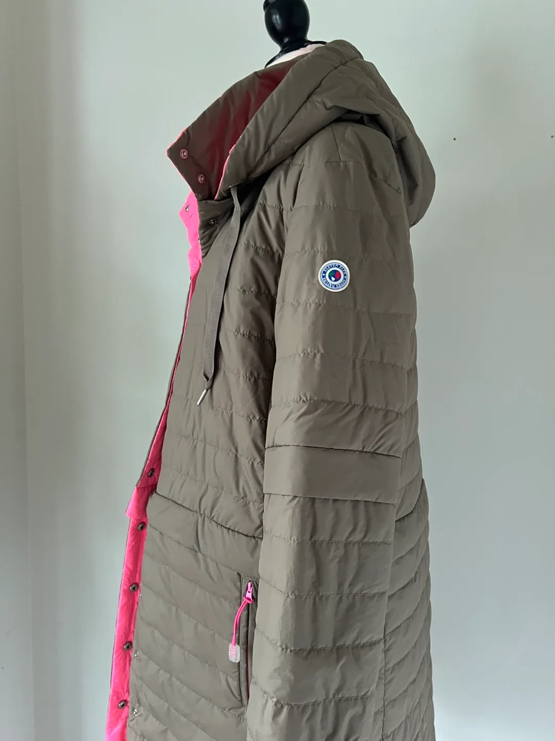 Reversible Lightweight Puffer Jacket - Two-Tone Design image indicator(5)