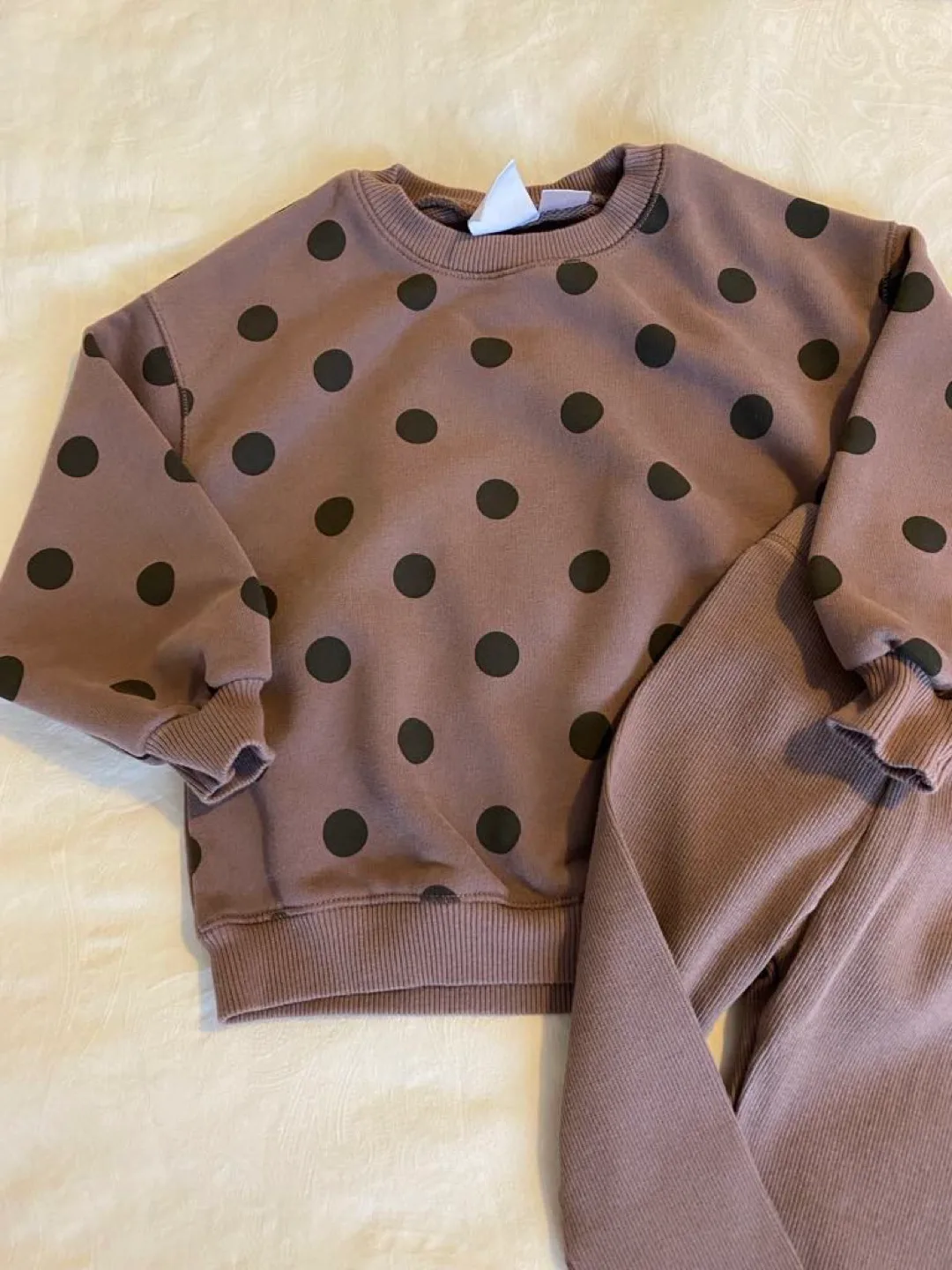 3T -ZARA Kids' mauve polka dot sweatshirt and leggings set image indicator(3)