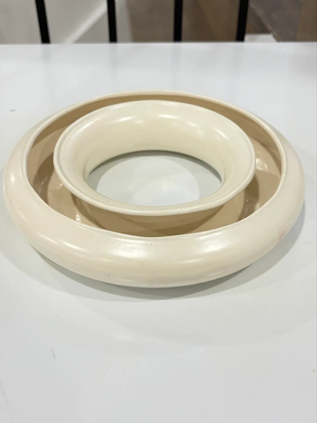 Cream-coloured Ceramic Posy Ring Bowl / Vase image indicator(2)