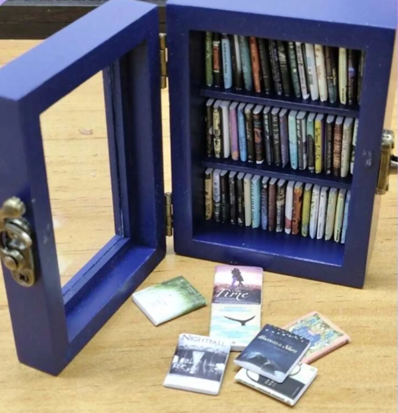 Miniature Bookcase with Tiny Books image indicator(2)