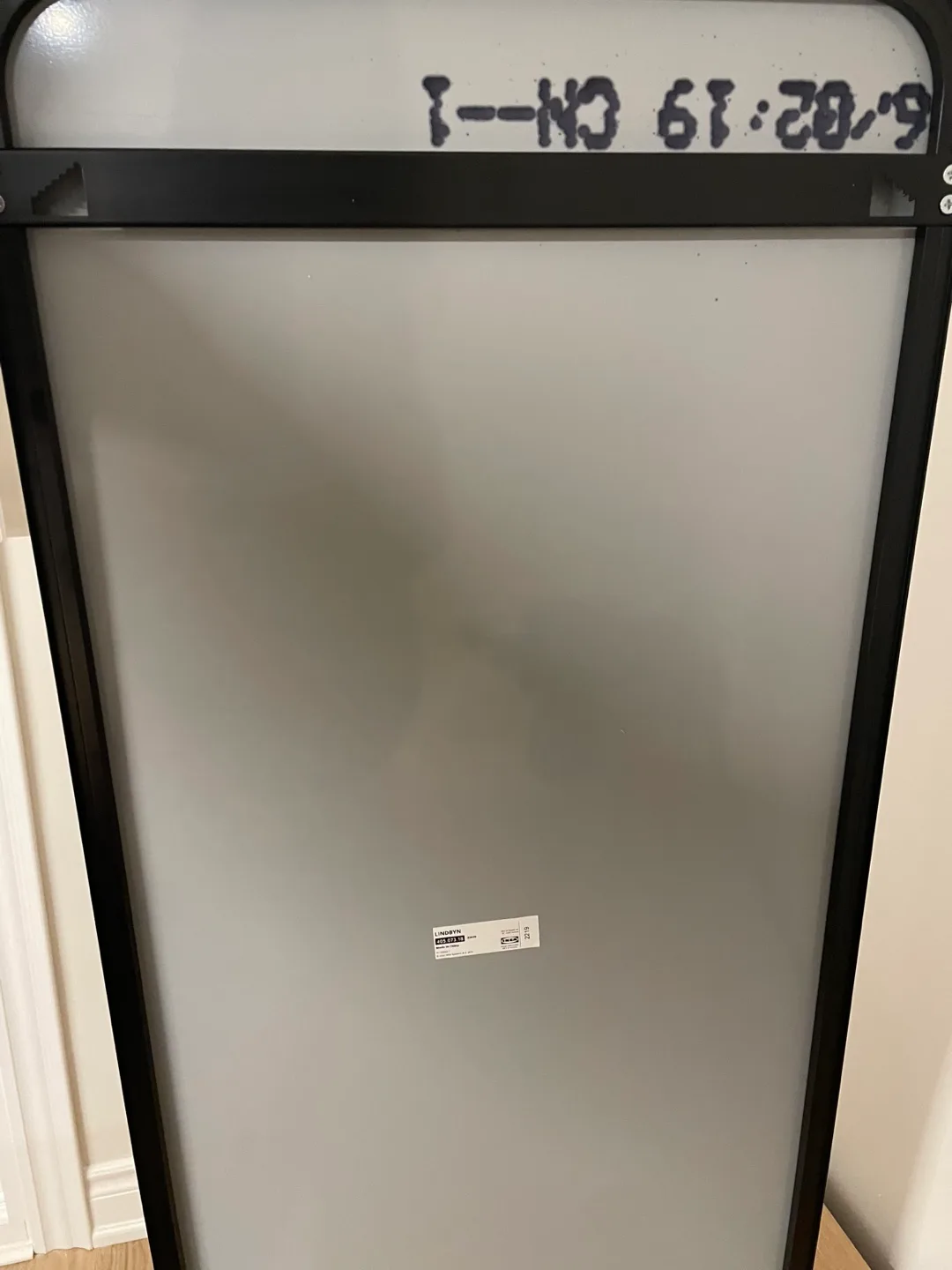 Black Mirror with Shelf image indicator(2)