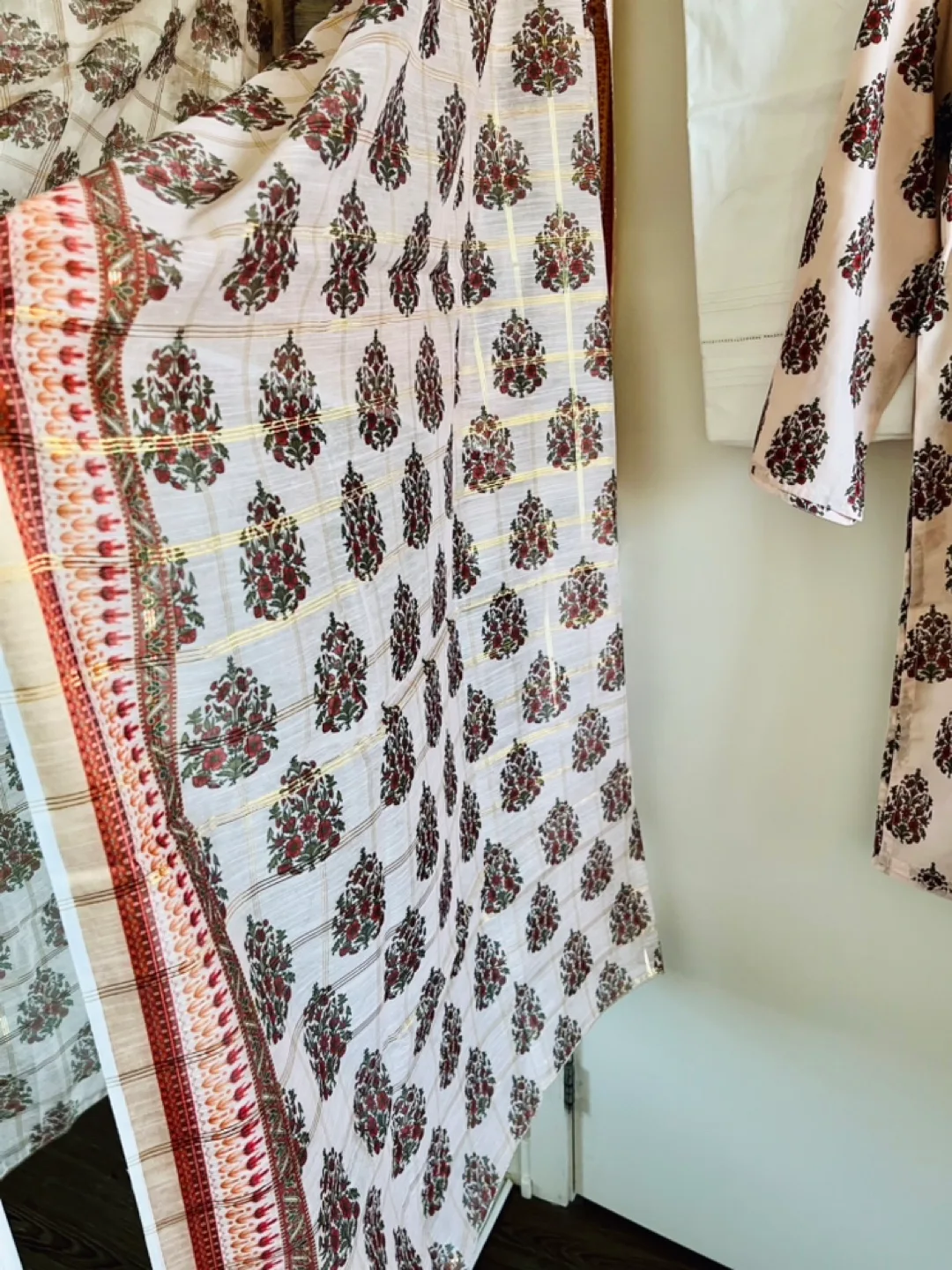 Cotton 3pc suits new image indicator(4)