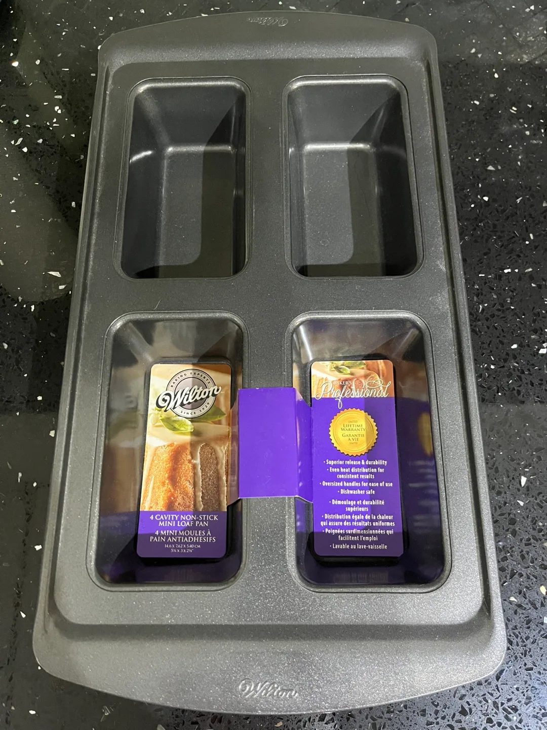 Wilton 4-Cavity Mini Loaf Pan thumbnail
