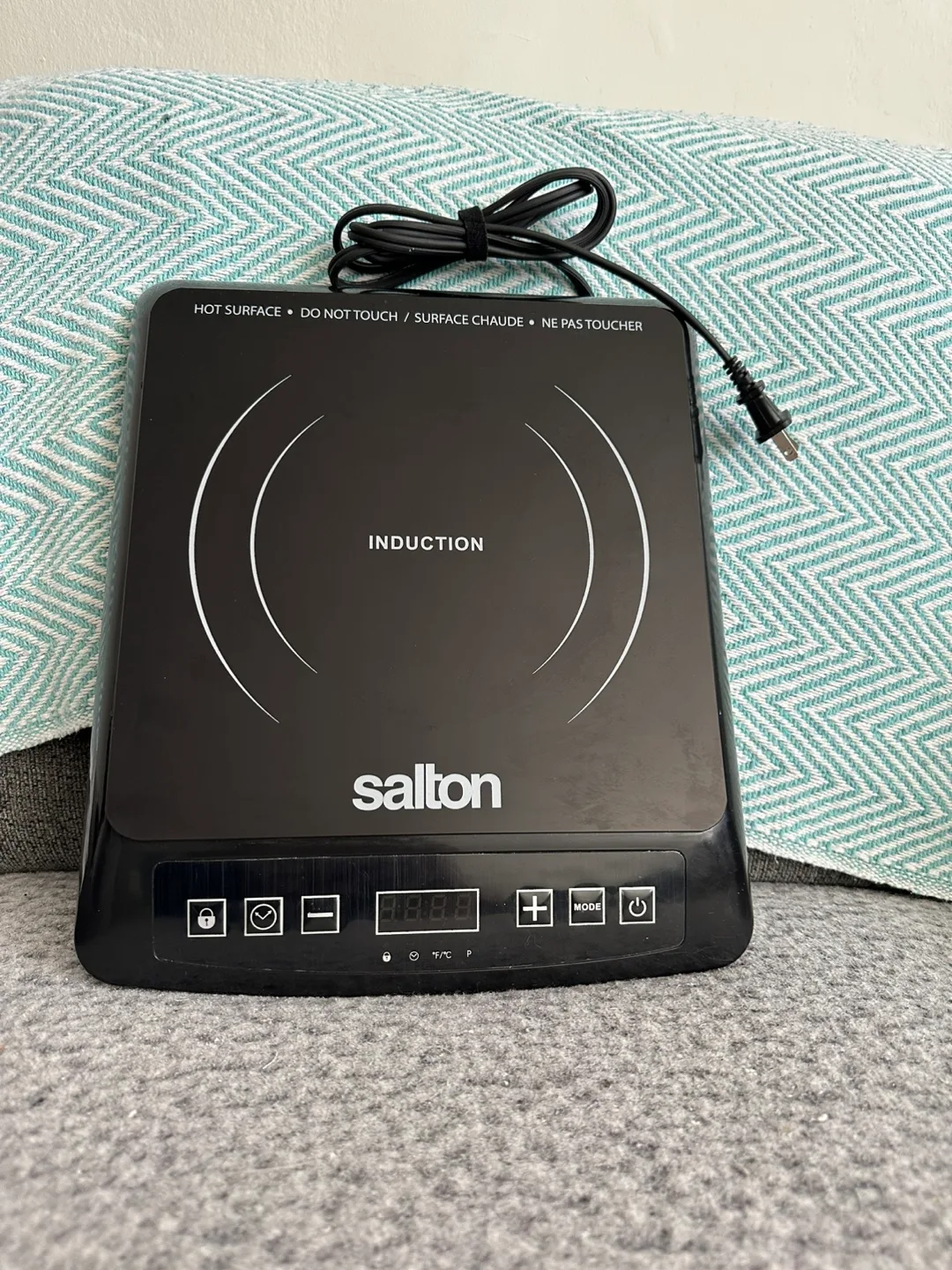 Induction Cooktop - Salton image indicator(2)