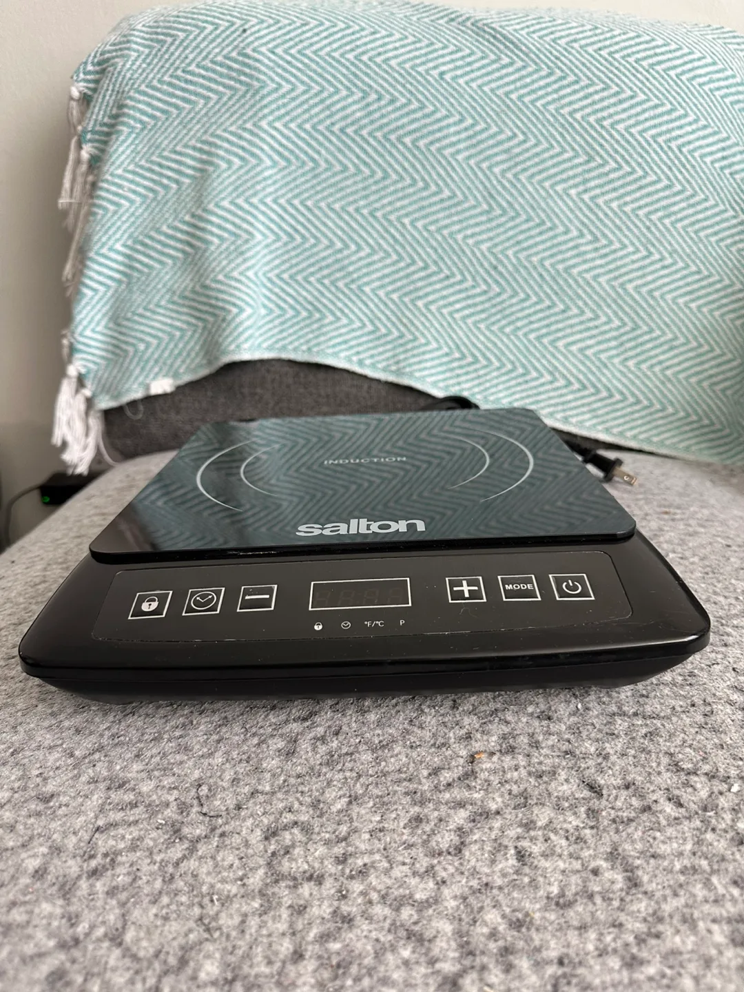 Induction Cooktop - Salton image indicator(4)