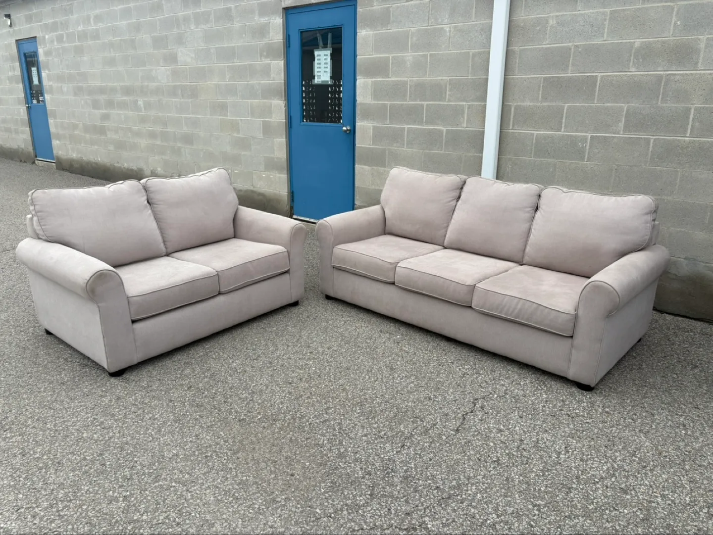 FREE DELIVERY✅ • 2 PIECE TAUPE-GREY COUCH / SOFA SET (3+2) thumbnail