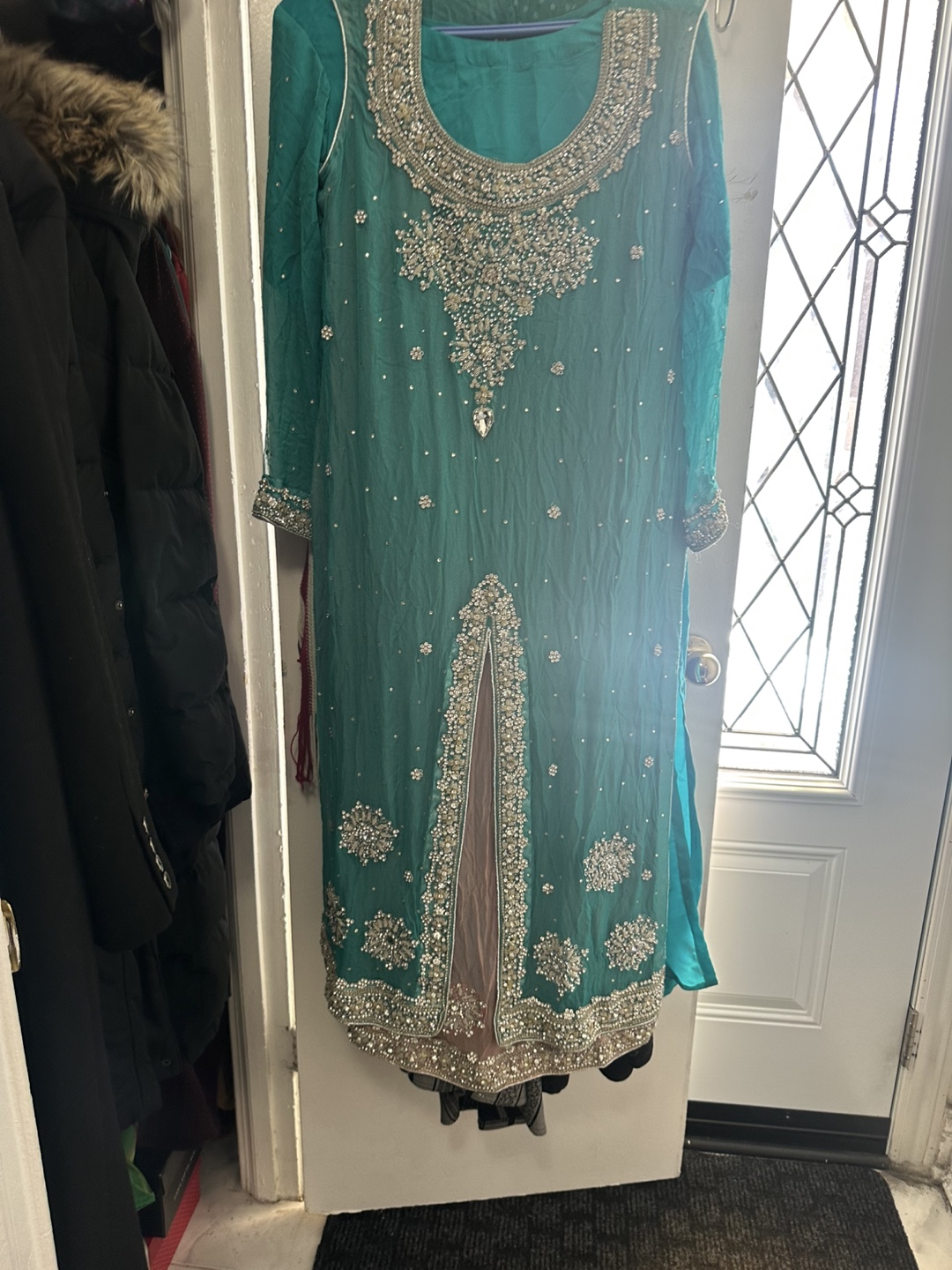 Teal Pakistani Shalwar Kameez with Heavy Embellishments - photo 2