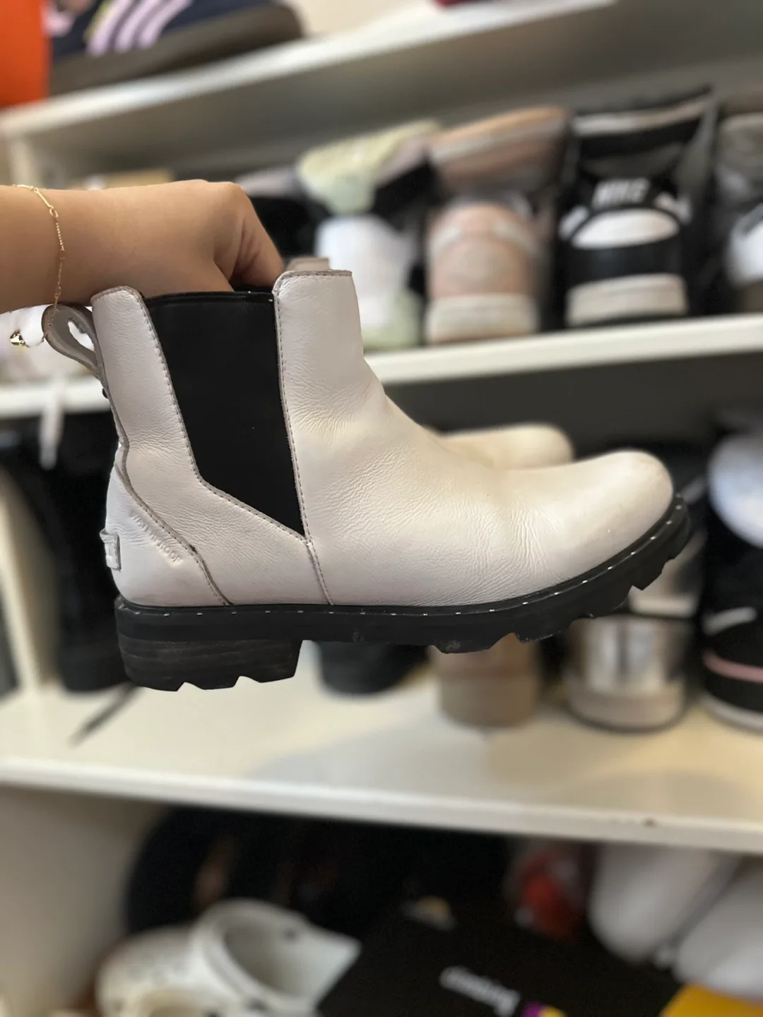 Women's Sorel White Chelsea Boots - Size 8 thumbnail