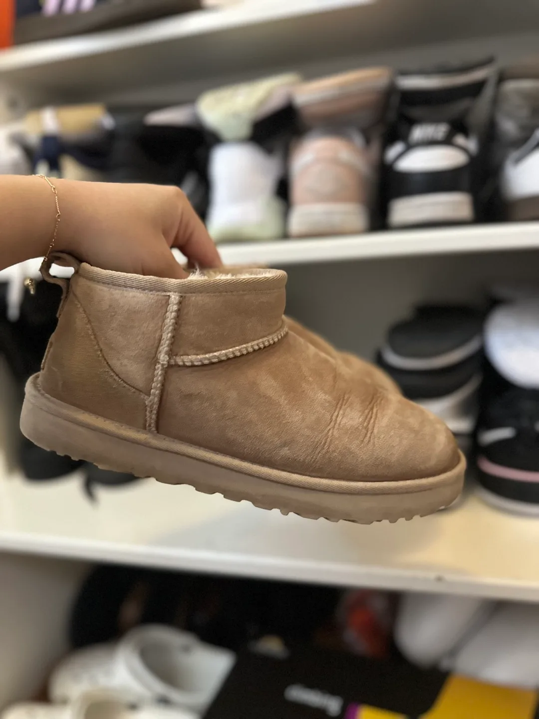 UGG Classic Mini Boots thumbnail
