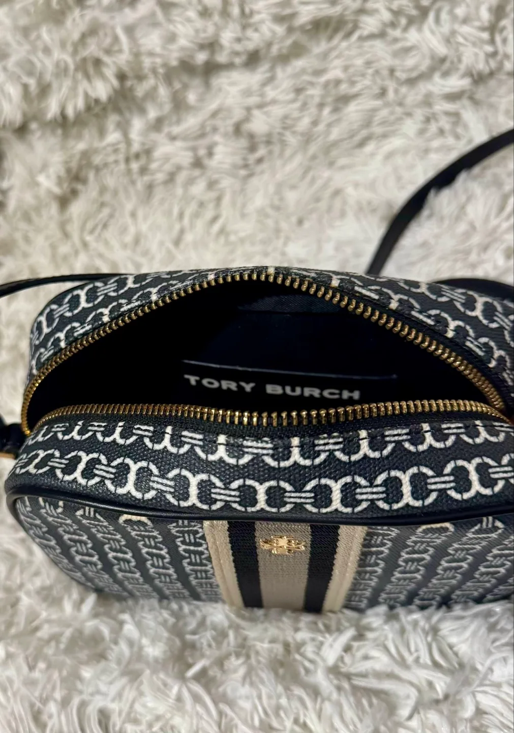 Tory Burch Gemini Link Crossbody bag image indicator(6)