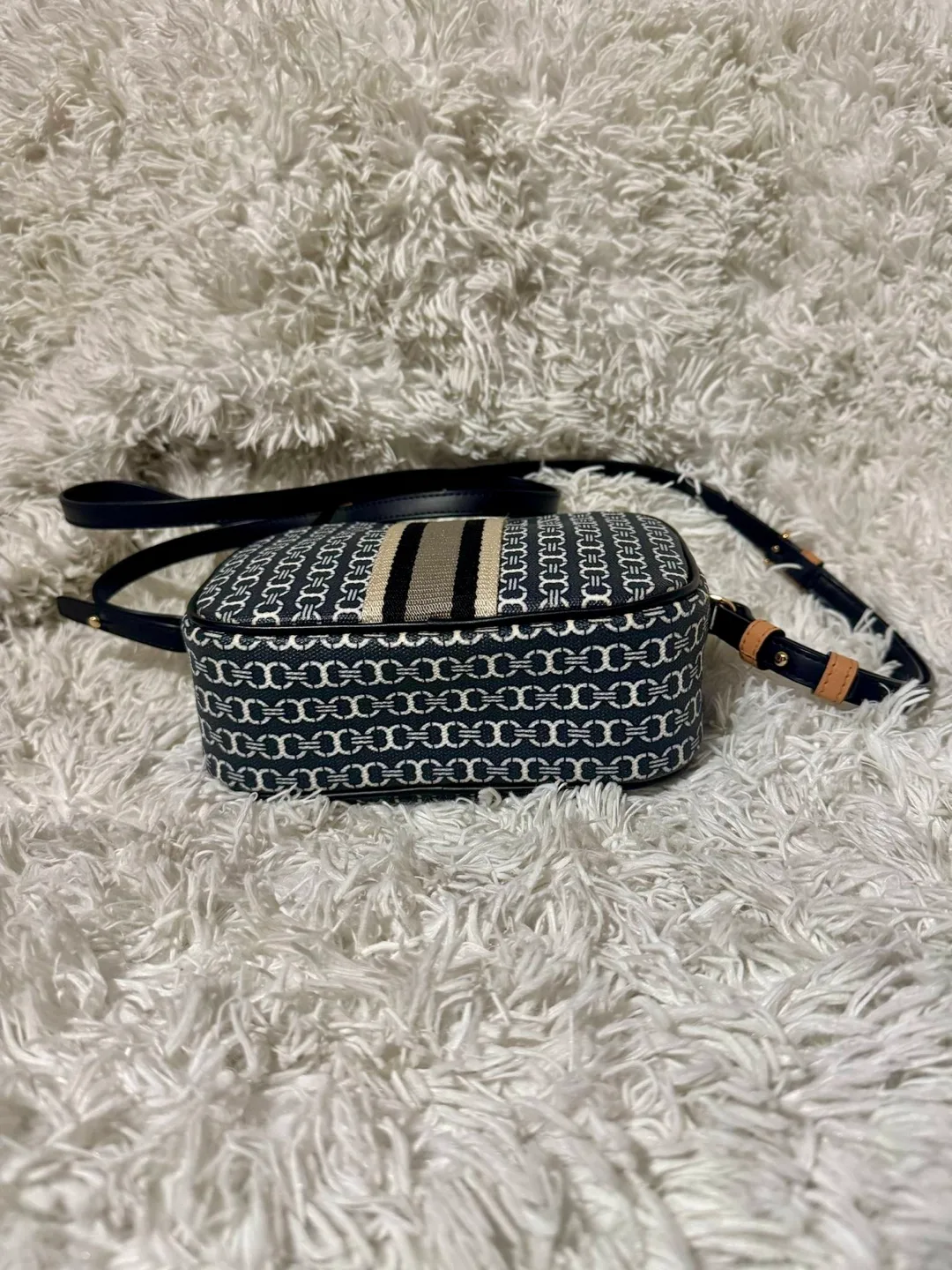 Tory Burch Gemini Link Crossbody bag image indicator(4)