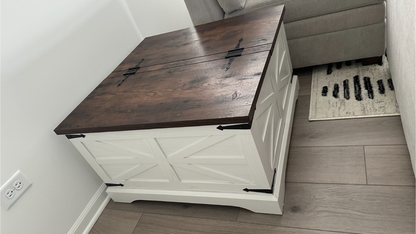Farmhouse Style Coffee Table with Storage