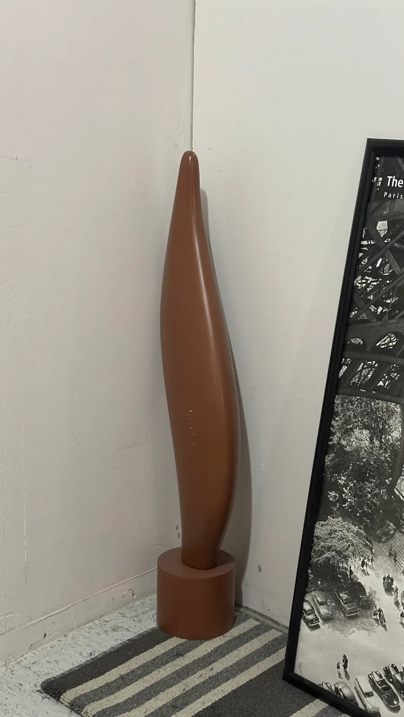 elegant flame-shaped decorative sculpture image indicator(2)