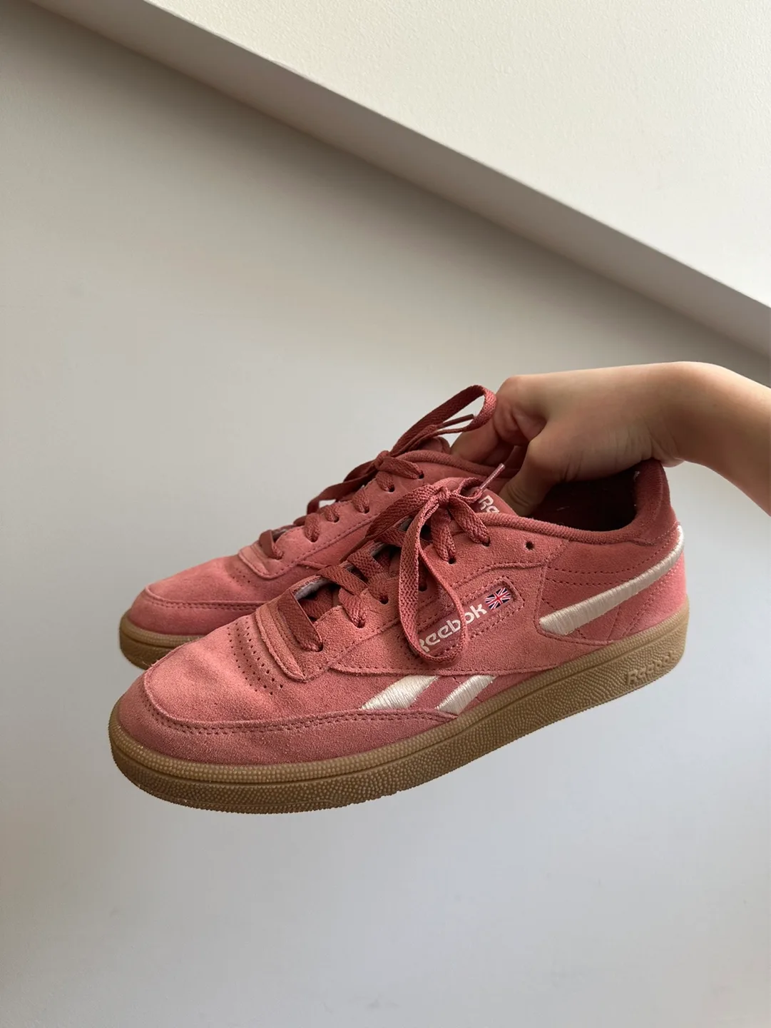 Reebok Classic Sneakers (Dusty Rose Suede) thumbnail