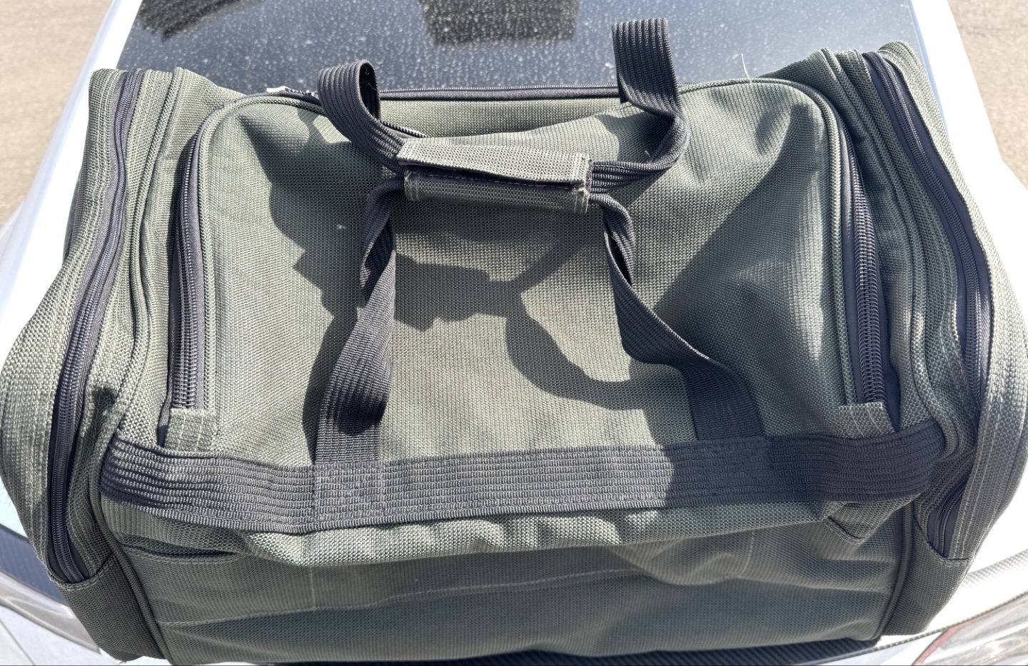 Tracker Olive Green Travel Duffle Bag - photo 4