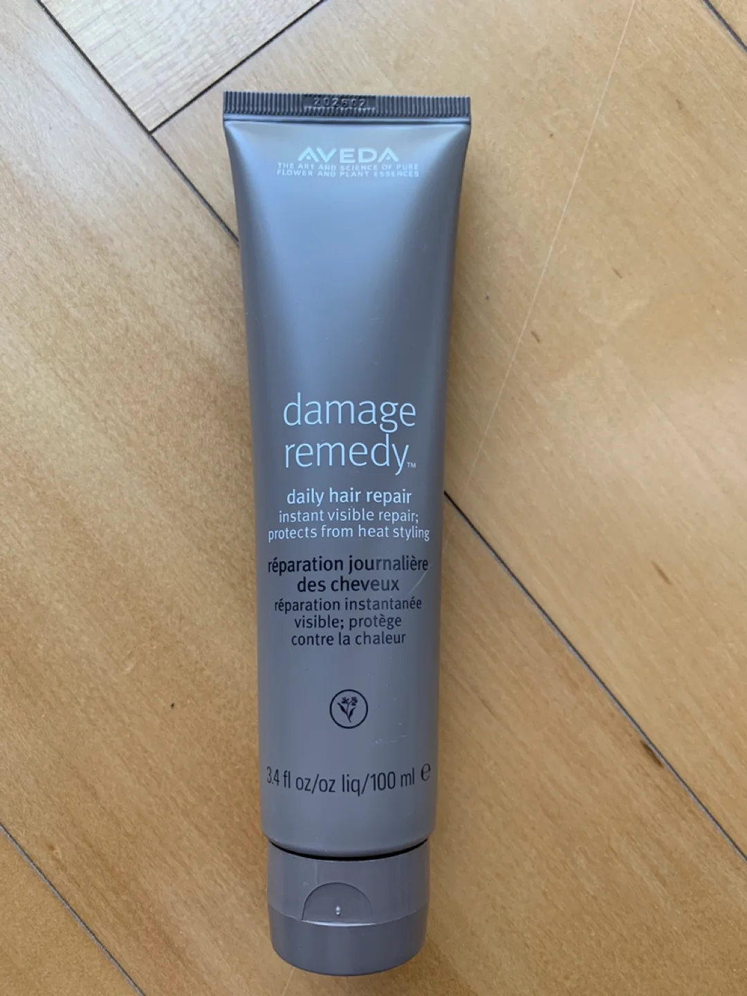 AVEDA Damage Remedy Daily Hair Repair thumbnail